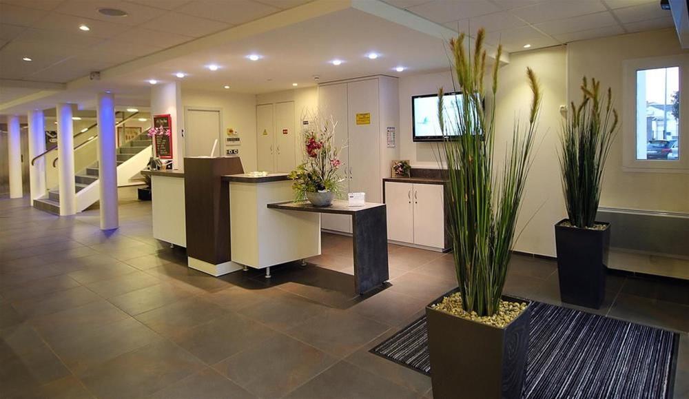 Hotel Kyriad La Rochelle Centre Ville Esterno foto