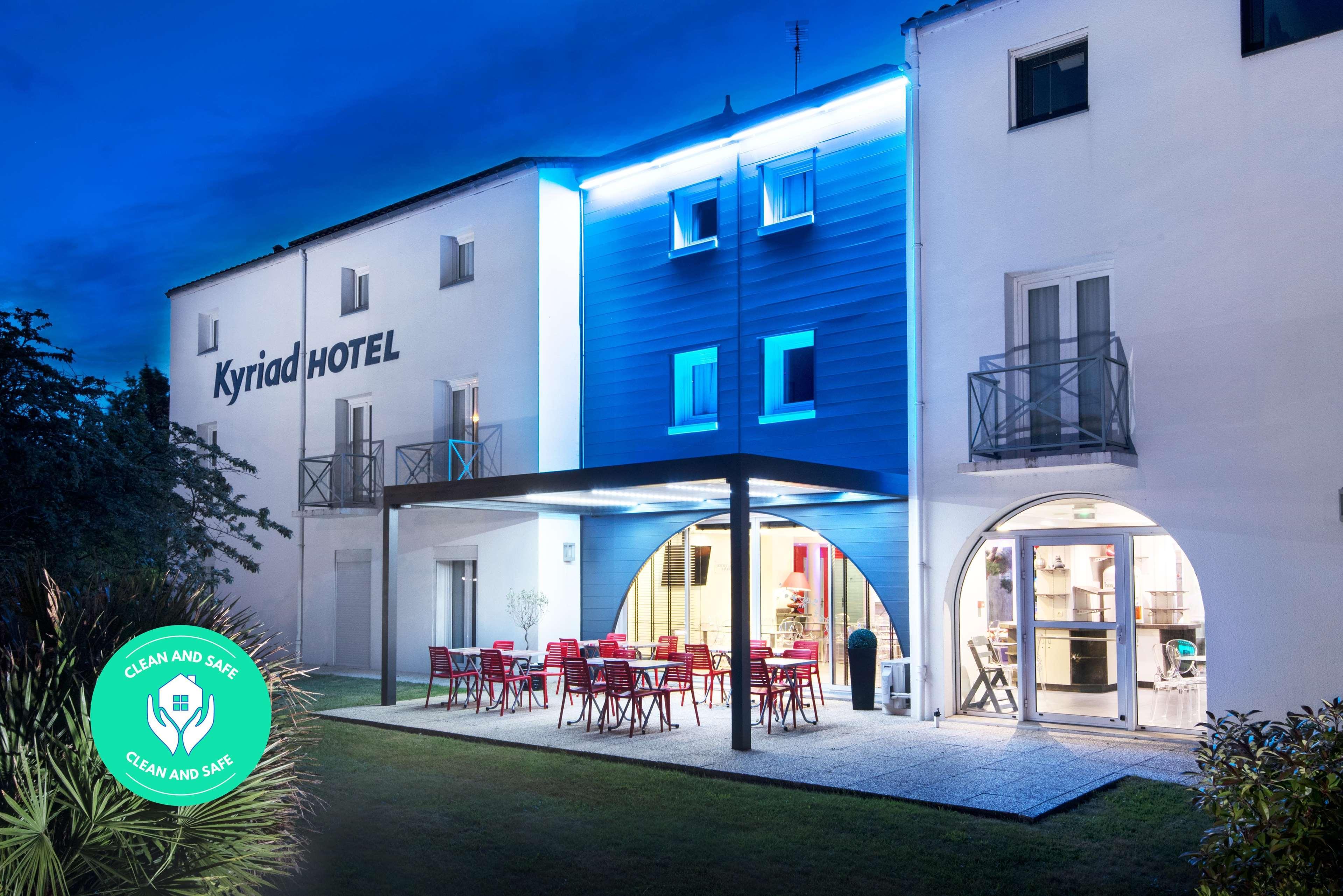 Hotel Kyriad La Rochelle Centre Ville Esterno foto