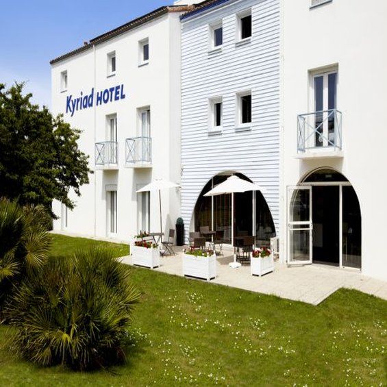Hotel Kyriad La Rochelle Centre Ville Esterno foto